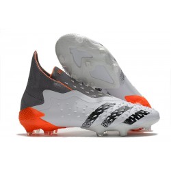 Fotbollsskor adidas Predator Freak + FG WhiteSpark - Vit Silver Röd