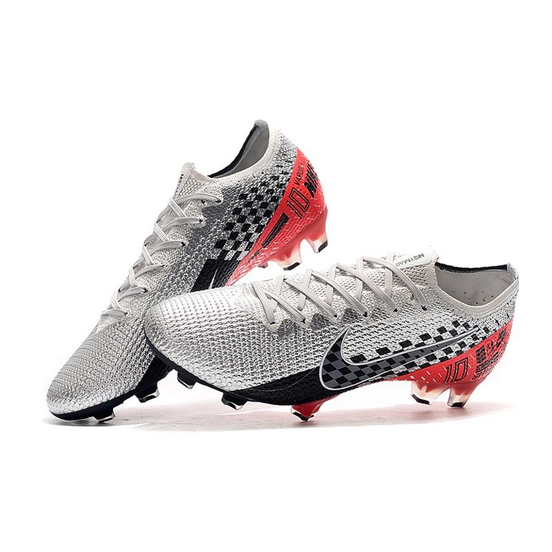Nike Mercurial Vapor 13 Academy Indoor .Amazon.com